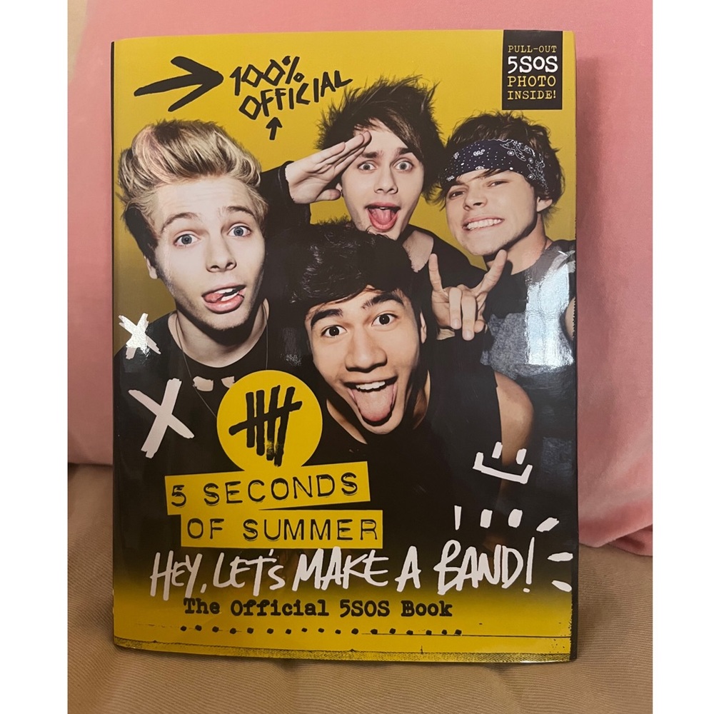 Hey, Let’s Make A Band! 5 Seconds of Summer Hard Cover book